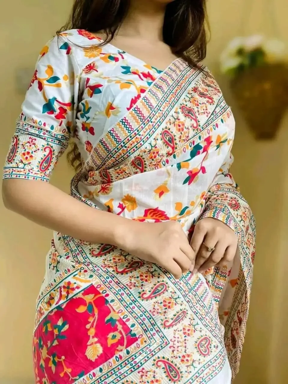 ভাইরাল আফসান পিন্ট শাড়ির কম্বো প্যাকেজ😍 - Image 3